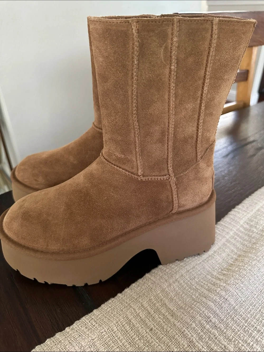 UGG Women's Suede Platform Ankle Boots - Chestnut